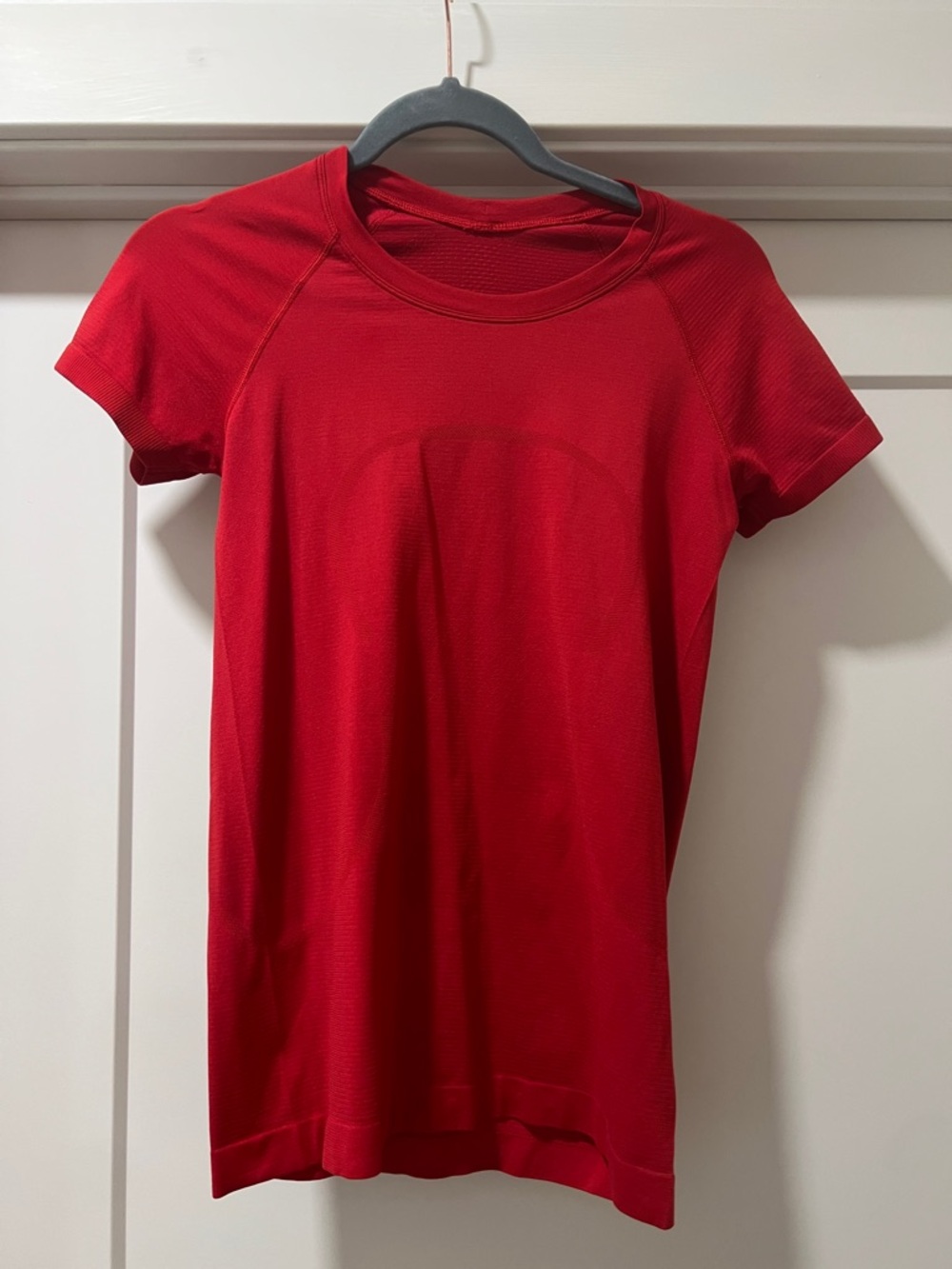 lululemon athletica Red Short Sleeve Crew Tee